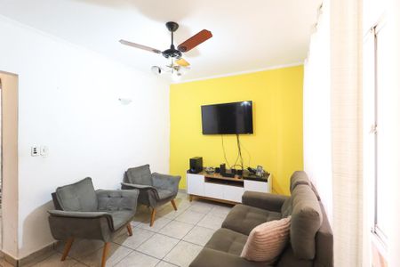 Casa 2 - Sala de casa à venda com 5 quartos, 338m² em Vila Mazzei, São Paulo