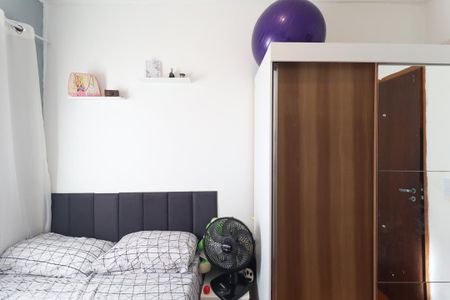 Casa 2 - Quarto 2 de casa à venda com 5 quartos, 338m² em Vila Mazzei, São Paulo
