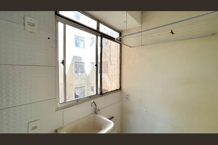 Área de Serviço de apartamento para alugar com 2 quartos, 42m² em Vila Nova Bonsucesso, Guarulhos