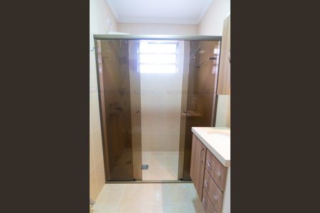 Banheiro de casa de condomínio para alugar com 2 quartos, 115m² em Vila Paulista, São Paulo