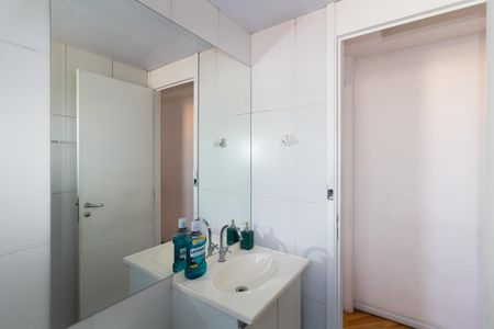 Banheiro de apartamento à venda com 2 quartos, 52m² em Vila Cunha Bueno, São Paulo