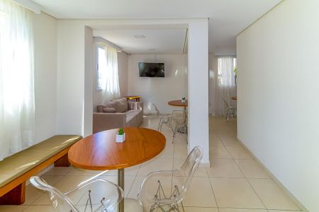 Apartamento à venda com 52m², 2 quartos e 1 vaga Apartamento à venda com 52m², 2 quartos e 1 vagaÁrea comum - Salão de festas