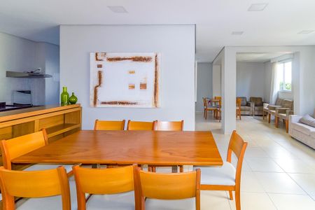 Apartamento à venda com 52m², 2 quartos e 1 vaga Apartamento à venda com 52m², 2 quartos e 1 vagaÁrea comum - Salão de festas
