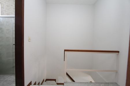 Casa para alugar com 120m², 3 quartos e 1 vagaEscada