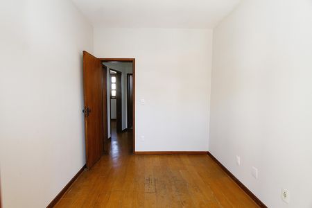 Quarto 3 de casa para alugar com 3 quartos, 120m² em Alto Caiçaras, Belo Horizonte