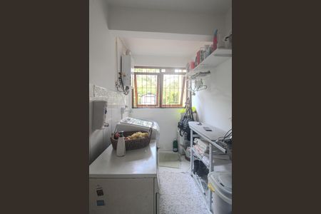 Area de serviço de casa de condomínio para alugar com 3 quartos, 220m² em Ipanema, Porto Alegre