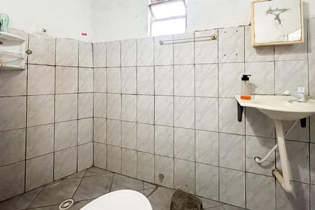 Casa à venda com 50m², 2 quartos e 2 vagasBanheiro Social - Casa 2