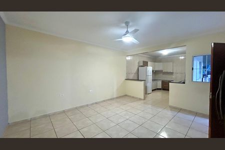Sala de casa para alugar com 2 quartos, 131m² em Vila Real, Guarulhos