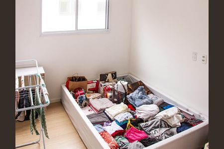 Apartamento para alugar com 2 quartos, 42m² em Guaratiba, Rio de Janeiro