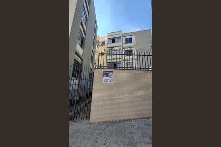 Apartamento à venda com 96m², 3 quartos e sem vaga Apartamento à venda com 96m², 3 quartos e sem vagaPlaca instalada