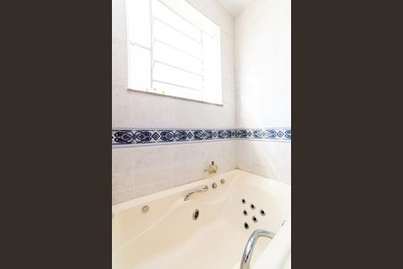 Apartamento à venda com 96m², 3 quartos e sem vaga Apartamento à venda com 96m², 3 quartos e sem vagaBanheiro Social