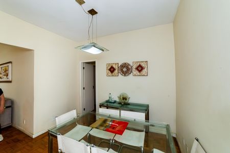 Apartamento à venda com 96m², 3 quartos e sem vaga Apartamento à venda com 96m², 3 quartos e sem vagaCopa