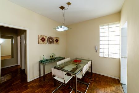 Apartamento à venda com 96m², 3 quartos e sem vaga Apartamento à venda com 96m², 3 quartos e sem vagaCopa