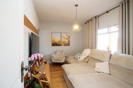 Casa para alugar com 88m², 3 quartos e 2 vagasEntrada