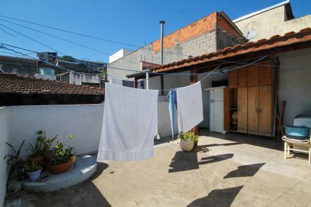 Casa para alugar com 88m², 3 quartos e 2 vagasQuintal