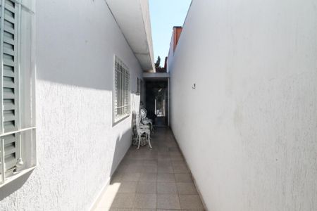 Casa para alugar com 88m², 3 quartos e 2 vagasCorredor Externo