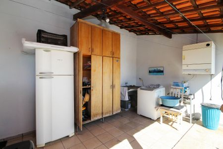Casa para alugar com 88m², 3 quartos e 2 vagasLavanderia