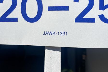 Casa para alugar com 88m², 3 quartos e 2 vagasPlaca