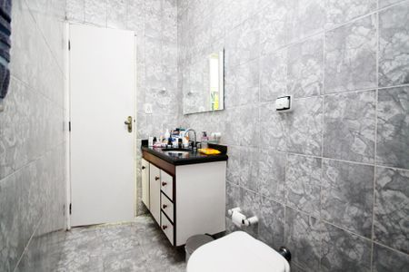 Casa para alugar com 88m², 3 quartos e 2 vagasBanheiro