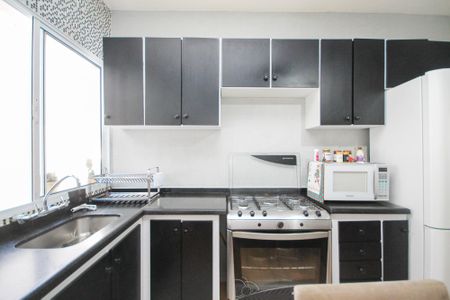 Casa para alugar com 88m², 3 quartos e 2 vagasCozinha