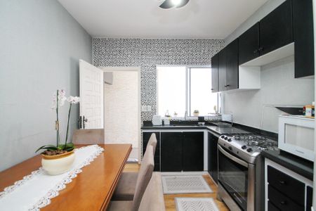 Cozinha de casa para alugar com 3 quartos, 88m² em Jardim Nova Coimbra, Cotia