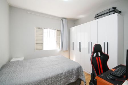 Casa para alugar com 88m², 3 quartos e 2 vagasQuarto 3