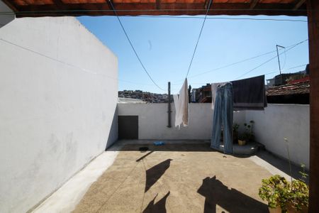 Casa para alugar com 88m², 3 quartos e 2 vagasQuintal