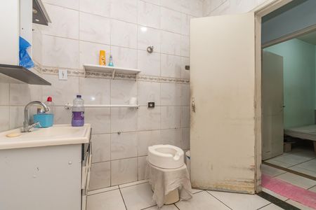 Casa para alugar com 60m², 3 quartos e 1 vaga Casa para alugar com 60m², 3 quartos e 1 vagaBanheiro