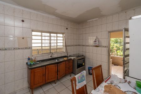Cozinha  de casa para alugar com 3 quartos, 60m² em Vila Real, Hortolândia