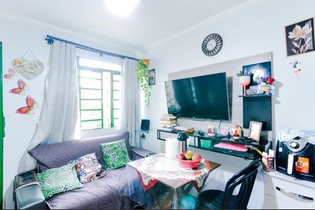 Casa de condomínio para alugar com 41m², 2 quartos e 1 vagaSala