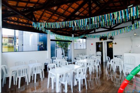 Casa de condomínio para alugar com 41m², 2 quartos e 1 vagaÁrea comum - Salão de festas