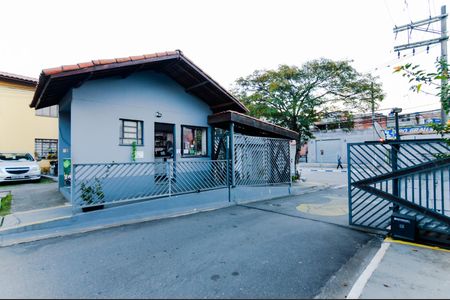Casa de condomínio para alugar com 41m², 2 quartos e 1 vagaEntrada Social