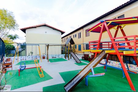 Área comum - Playground de casa de condomínio para alugar com 2 quartos, 41m² em Jardim Santo Expedito, Guarulhos