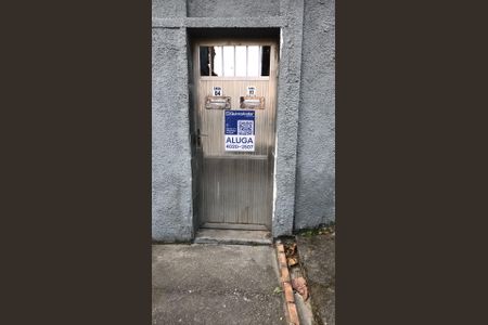 Fachada de casa de condomínio para alugar com 1 quarto, 45m² em Bonsucesso, Rio de Janeiro