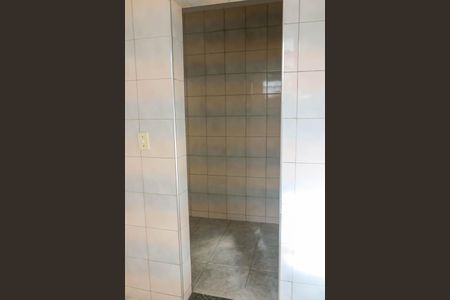 Cozinha de casa de condomínio para alugar com 1 quarto, 45m² em Bonsucesso, Rio de Janeiro