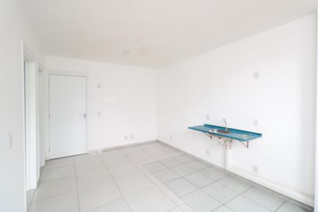 Sala/Cozinha de apartamento para alugar com 1 quarto, 48m² em Ana Maria, Santo André