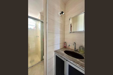 Banheiro de apartamento para alugar com 3 quartos, 76m² em Jardim Interlagos, Campinas