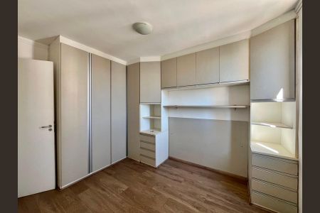 Apartamento para alugar com 76m², 3 quartos e 1 vagaSuíte