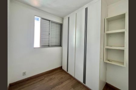 Apartamento para alugar com 76m², 3 quartos e 1 vagaQuarto 2