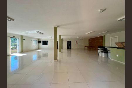 Apartamento para alugar com 76m², 3 quartos e 1 vagaÁrea comum - Salão de festas