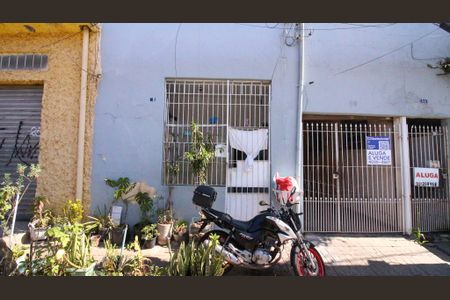 Casa de condomínio à venda com 360m², 12 quartos e 1 vaga Casa de condomínio à venda com 360m², 12 quartos e 1 vagaFachada