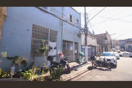 Fachada de casa de condomínio à venda com 12 quartos, 360m² em Parque dos Bancarios, São Paulo