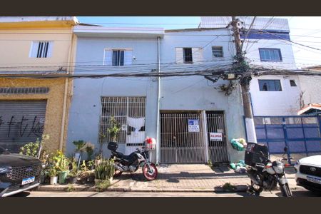 Casa de condomínio à venda com 360m², 12 quartos e 1 vaga Casa de condomínio à venda com 360m², 12 quartos e 1 vagaFachada
