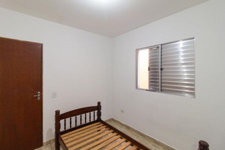 Quarto de casa para alugar com 1 quarto, 30m² em Jardim Marilu, Carapicuíba