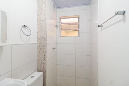 Banheiro de casa para alugar com 1 quarto, 30m² em Jardim Marilu, Carapicuíba