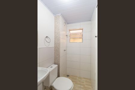 Banheiro de casa para alugar com 1 quarto, 30m² em Jardim Marilu, Carapicuíba