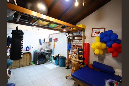 Casa de condomínio à venda com 112m², 2 quartos e 1 vagaCozinha e Área de Serviço