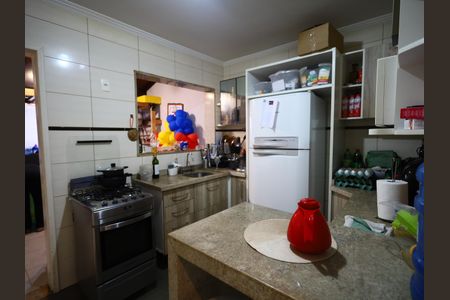 Casa de condomínio à venda com 112m², 2 quartos e 1 vagaCozinha e Área de Serviço