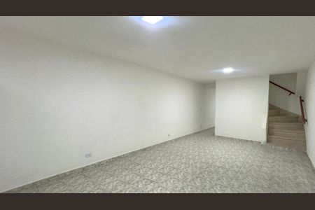 Porão  de apartamento para alugar com 1 quarto, 25m² em Pinheiros, São Paulo