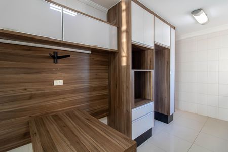Apartamento à venda com 94m², 3 quartos e 2 vagas Apartamento à venda com 94m², 3 quartos e 2 vagasCozinha